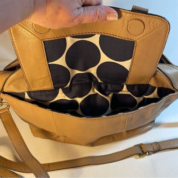 Boden Tan Leather Crossbody shoulder Bag - Picture 15 of 15